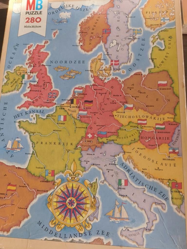 MB Puzzel 1978 Europa Kaart 280 stukjes (compleet), Ophalen of Verzenden, Minder dan 500 stukjes, Gebruikt, Legpuzzel
