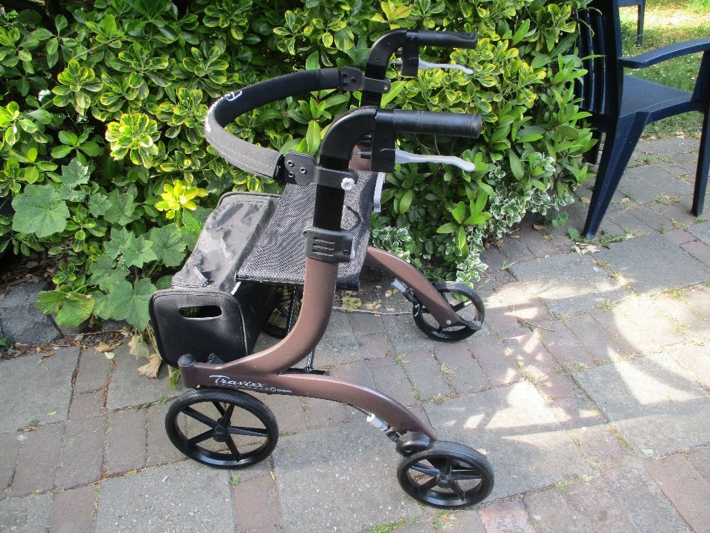 Te koop prachtige Travixx rollator, Ophalen, Opvouwbaar, Zo goed als nieuw