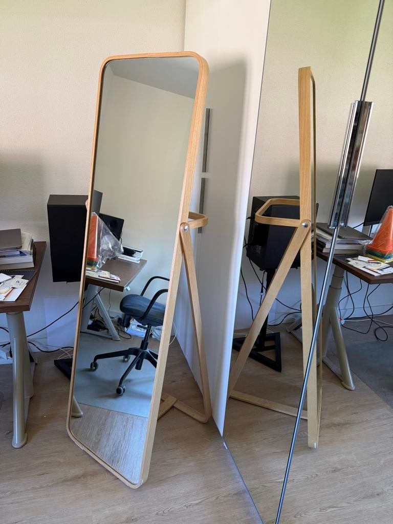 Ikea Ikornnes spiegel staand, Ophalen, Zo goed als nieuw, 150 tot 200 cm, Rechthoekig