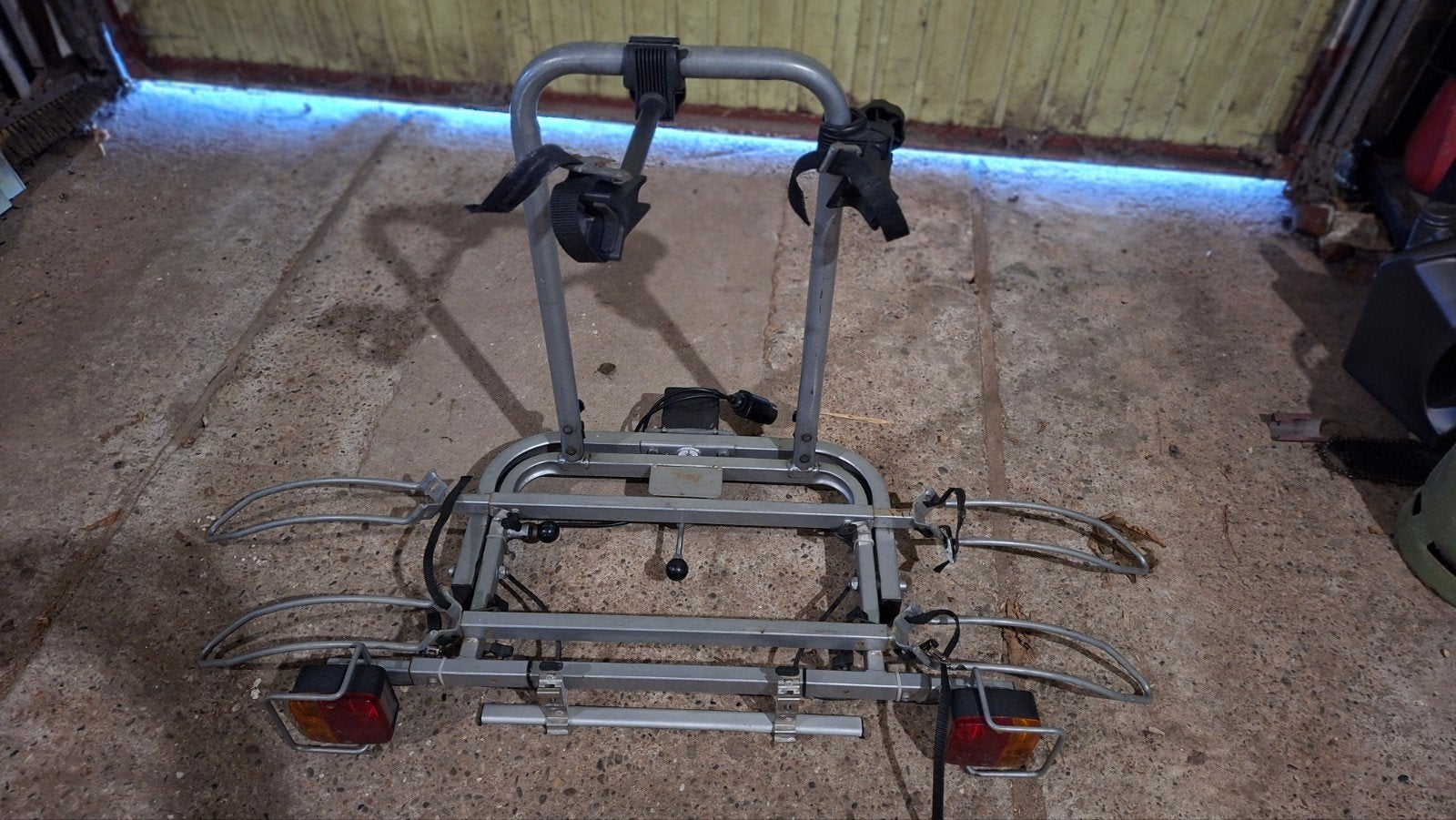 fietsendrager neerklapbaar, Ophalen, 2 fietsen, Gebruikt, Trekhaakdrager
