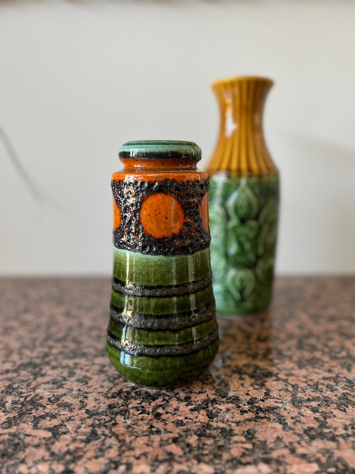 Vintage fat lava vaas groen met oranje gemerkt W. Germany, Ophalen of Verzenden