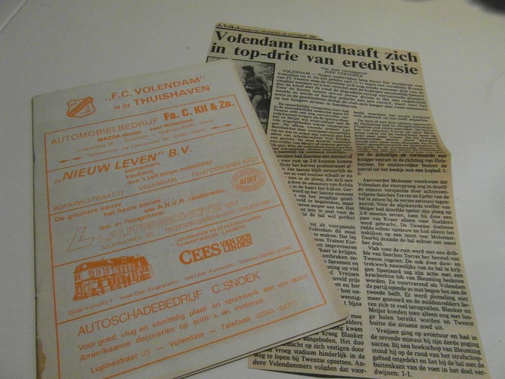 voetbal programma volendam fc twente 28 okt 1984, Verzamelen, Sportartikelen en Voetbal, Zo goed als nieuw, Boek of Tijdschrift