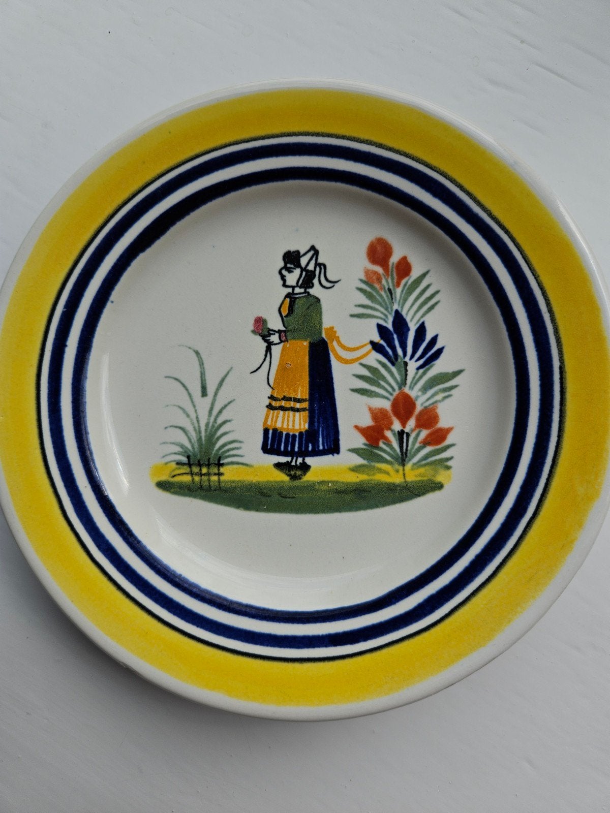 Henriot Quimper 2 kleine bordjes, Ophalen of Verzenden