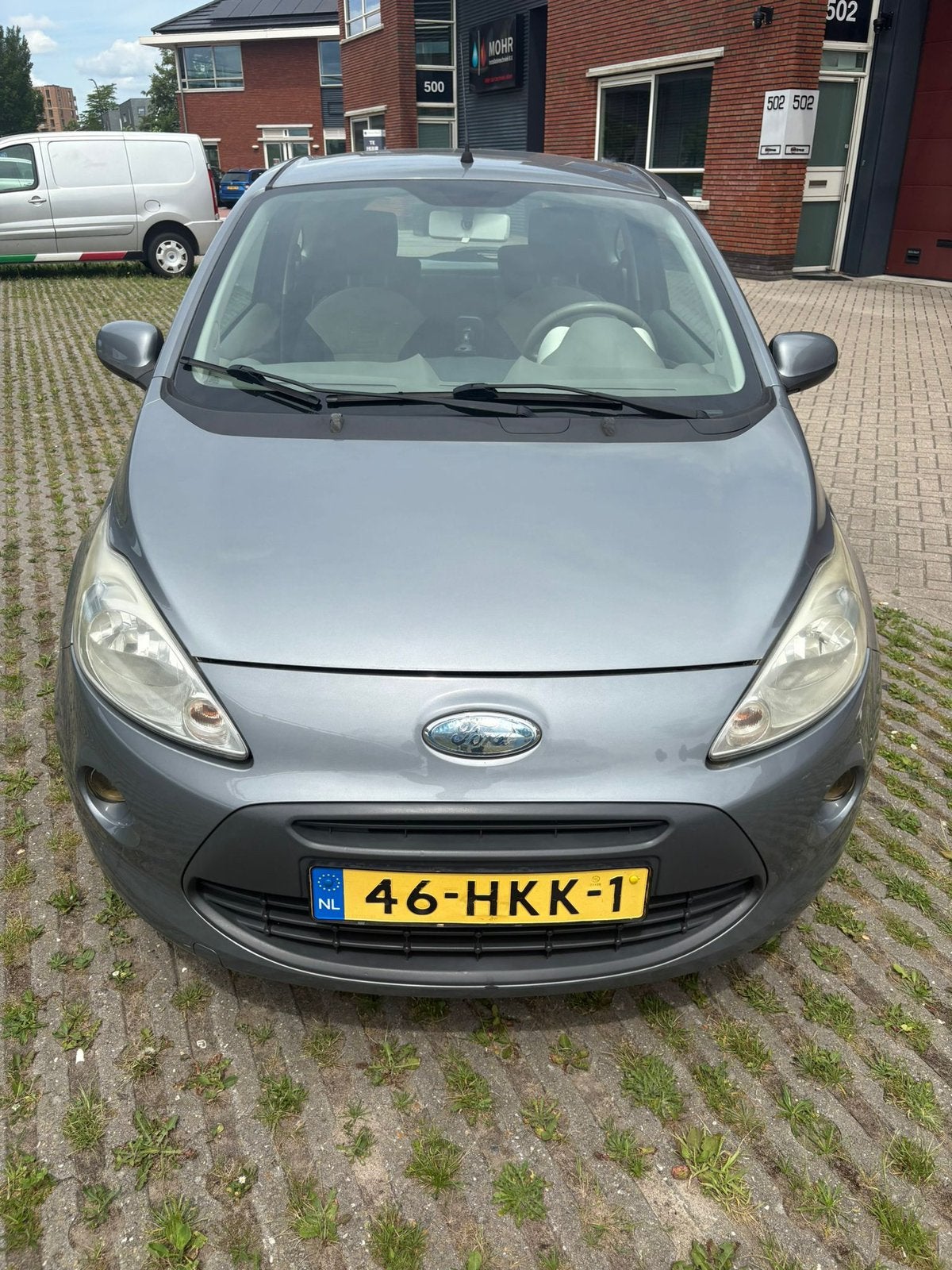 Ford Ka 1.2 airco - 2009 Grijs - schade voorzijde, Auto's, Voorwielaandrijving, 1242 cc, 4 cilinders, 4 stoelen