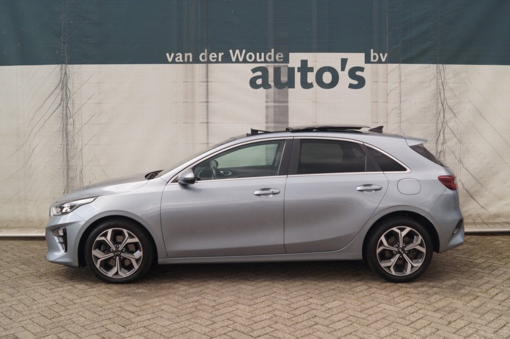 Kia Ceed 1.5 T-GDi 160pk Automaat ExecutiveLine -PANO-LEER-, Auto's, Kia, Gebruikt, 4 cilinders, 1290 kg, 160 pk