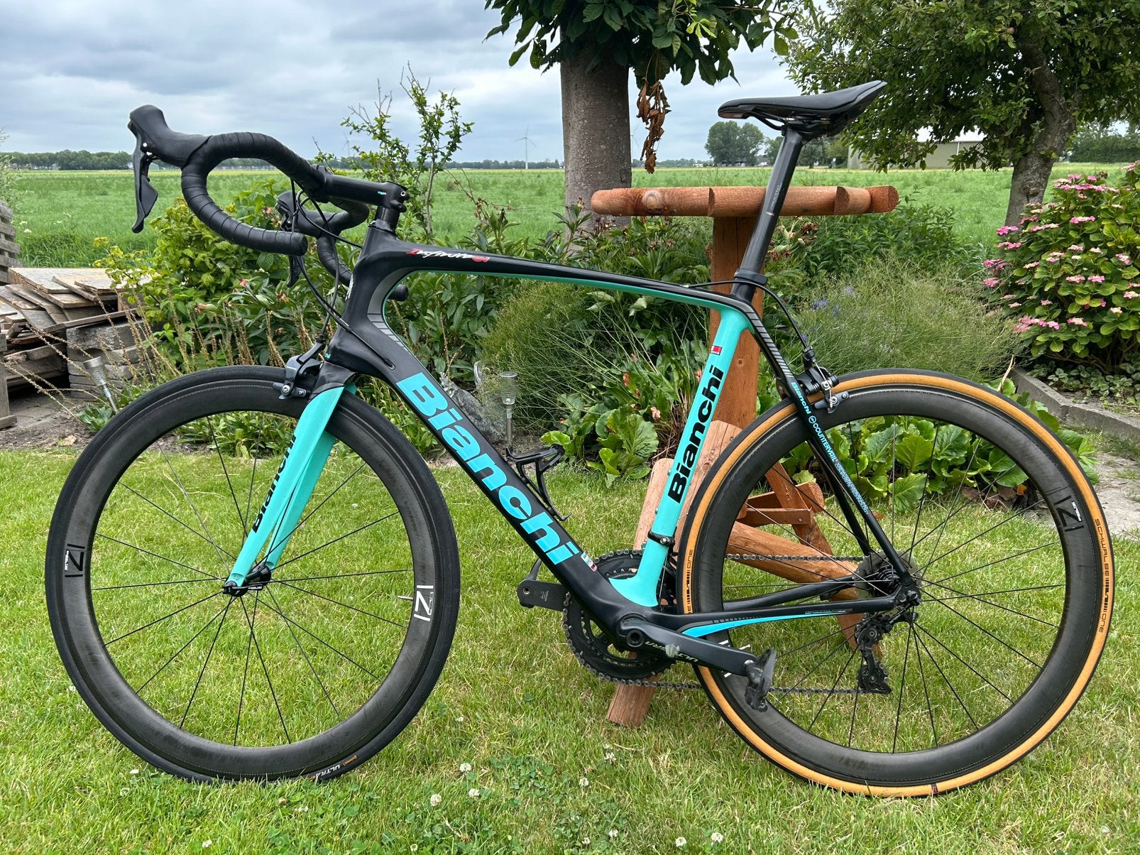 Bianchi infinito. 61 cm, Carbon, Zo goed als nieuw, 57 tot 61 cm, Meer dan 20 versnellingen
