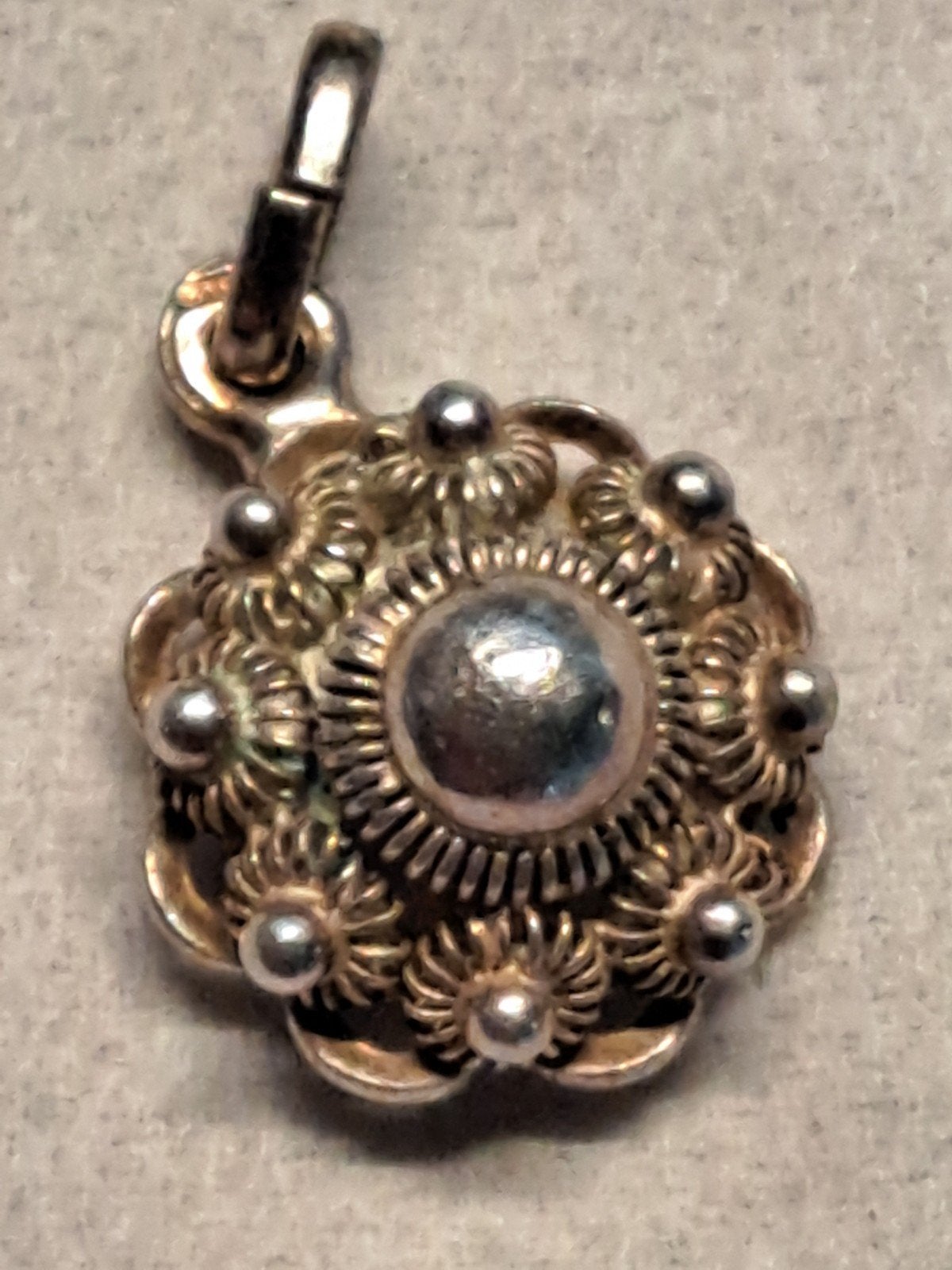 Zilver. 925. Zeeuwse Knop-Hanger. Vintage., Antiek en Kunst, Ophalen, Zilver