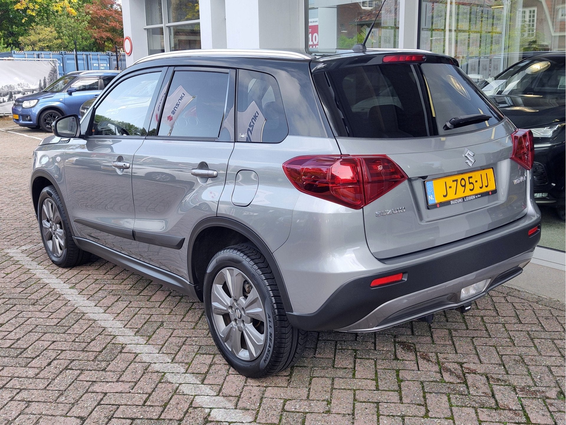 Suzuki Vitara 1.0 BOOSTERJET SELECT Navi | Camera | Trekhaak, Voorwielaandrijving, Stof, Gebruikt, 400 kg