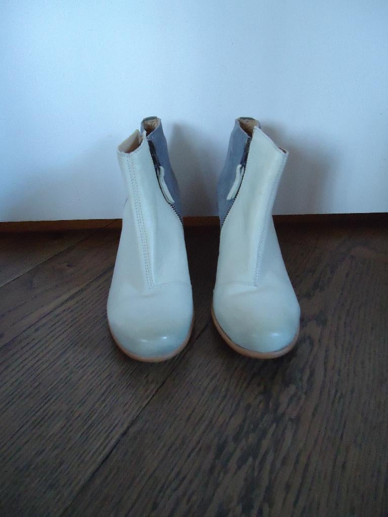 z.g.a.n. beige/blauwe Grotesque laarsjes maat 39, Grotesque, Beige, Lage of Enkellaarzen, Ophalen of Verzenden