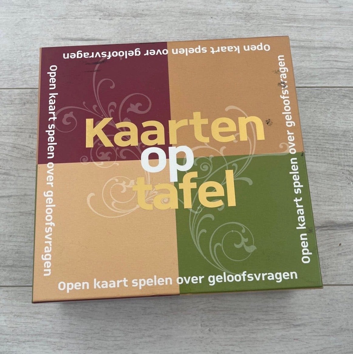 Kaarten op Tafel: Open kaart spelen over geloofsvragen, Drie of vier spelers, Ophalen of Verzenden, Gebruikt
