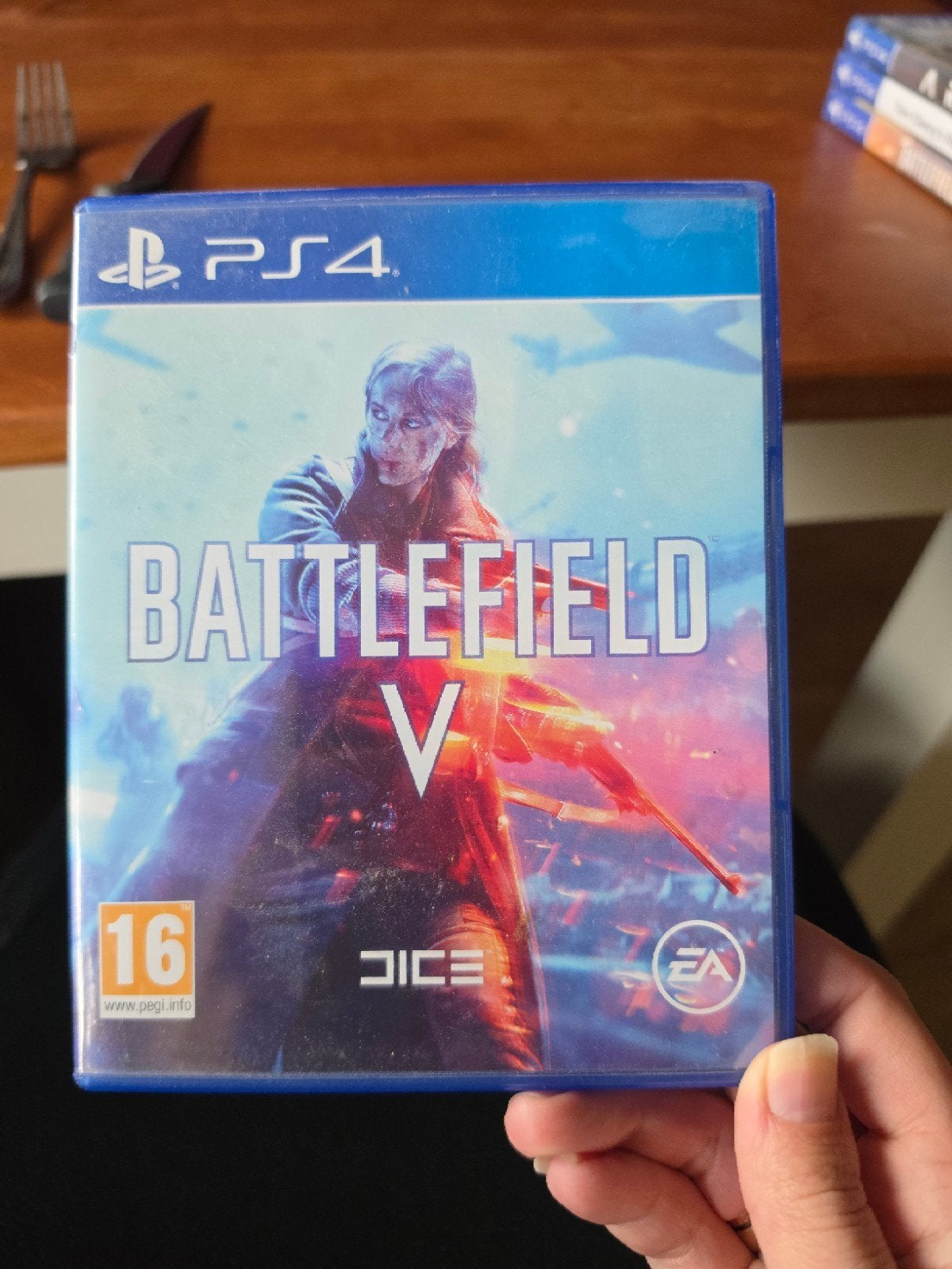 Battlefield V PS4 - Zo goed als nieuw, Online, Shooter, Ophalen of Verzenden, Zo goed als nieuw