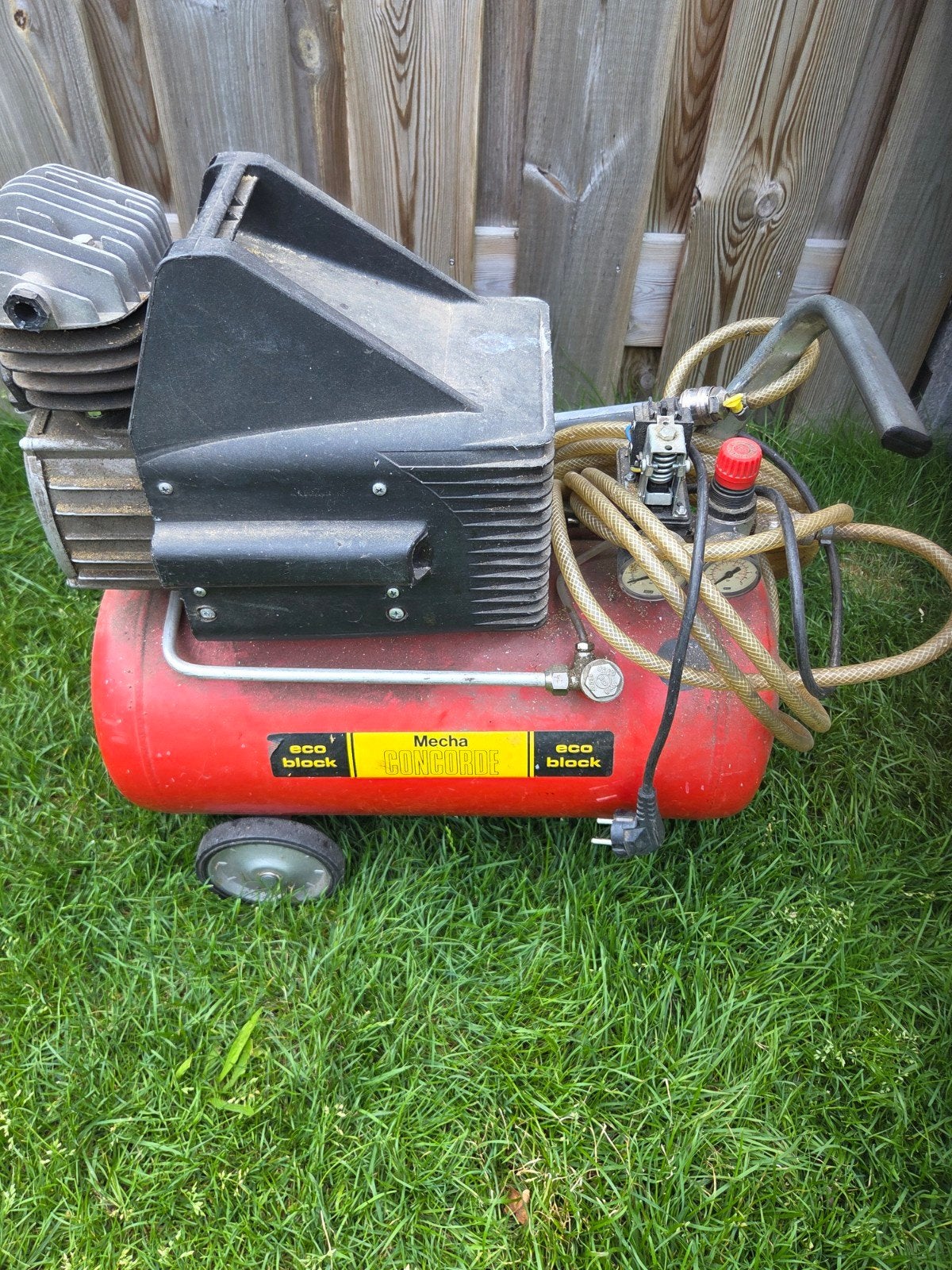 Mecha Concorde Eco CXR 225 Compressor met accessoires, Ophalen