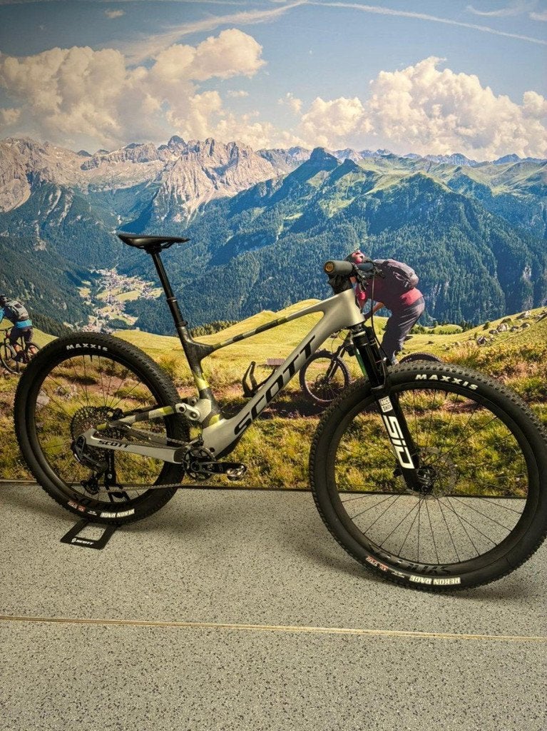 Scott Spark RC World Cup Heren Ice Grey L 2025, Overige merken, -, - 0
-, NL, Nieuw