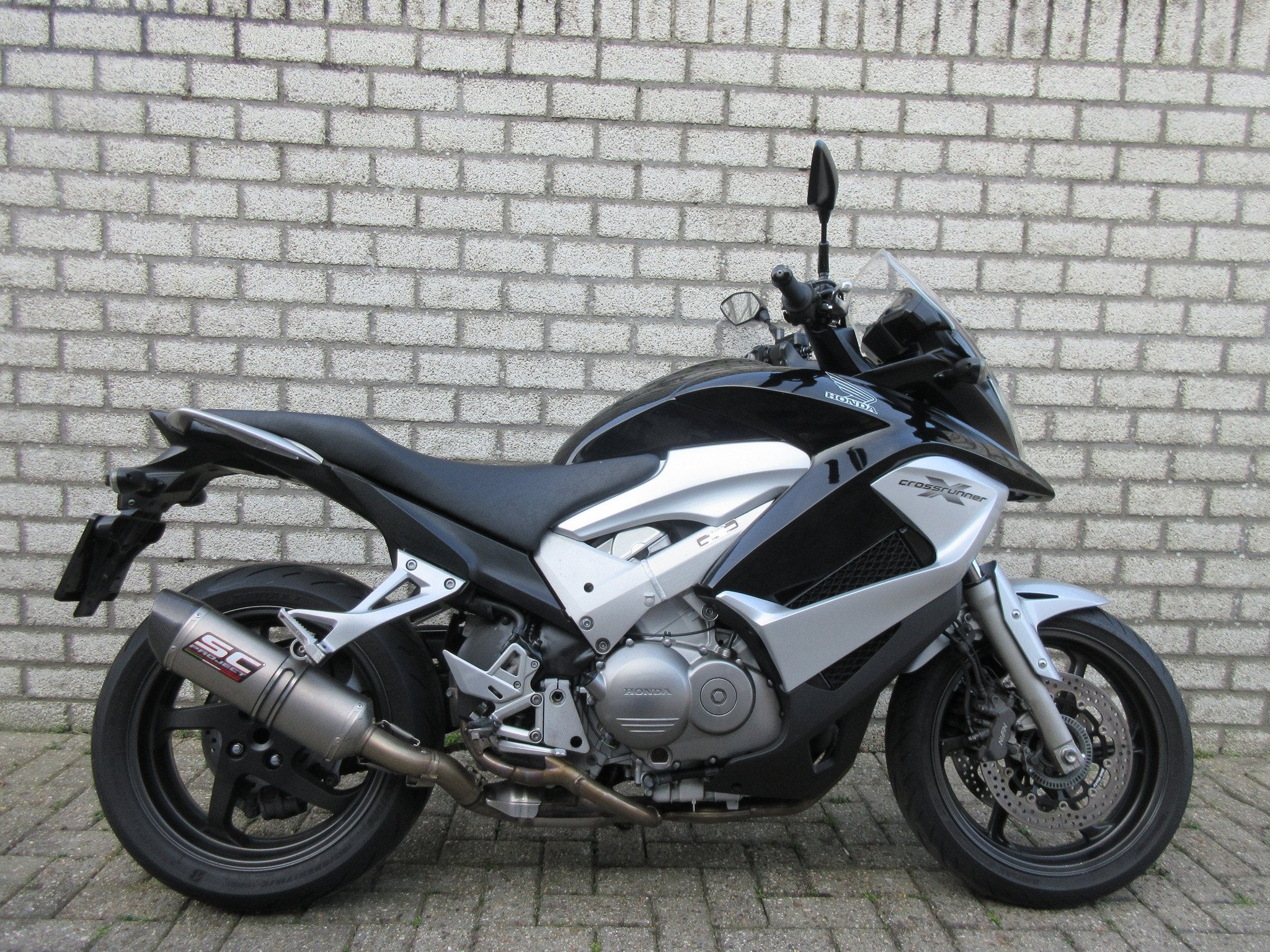 Honda VFR800X (bj 2011), Bedrijf, Toermotor