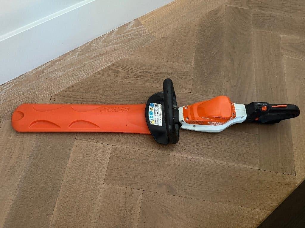 Stihl heggenschaar HSA-94-T, Tuin en Terras, Heggenscharen, Ophalen of Verzenden, Zo goed als nieuw, Accu, STIHL