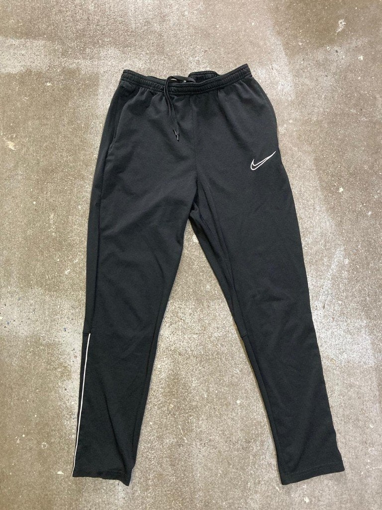 Nike Dryfit Trainingsbroek - M - Black, Maat 48/50 (M), Zwart, Nike, Ophalen of Verzenden
