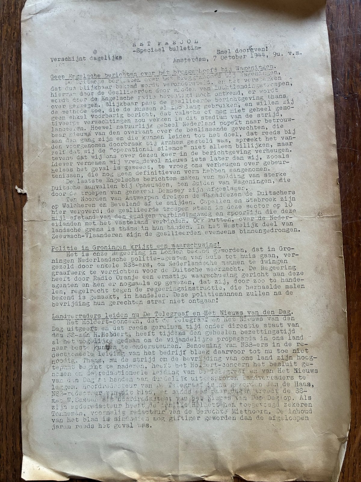 Oorlogsnieuws Knipsel - Het Parool 1944, Verzamelen, Ophalen of Verzenden, 1940 tot 1960, Nederland, Knipsel(s)