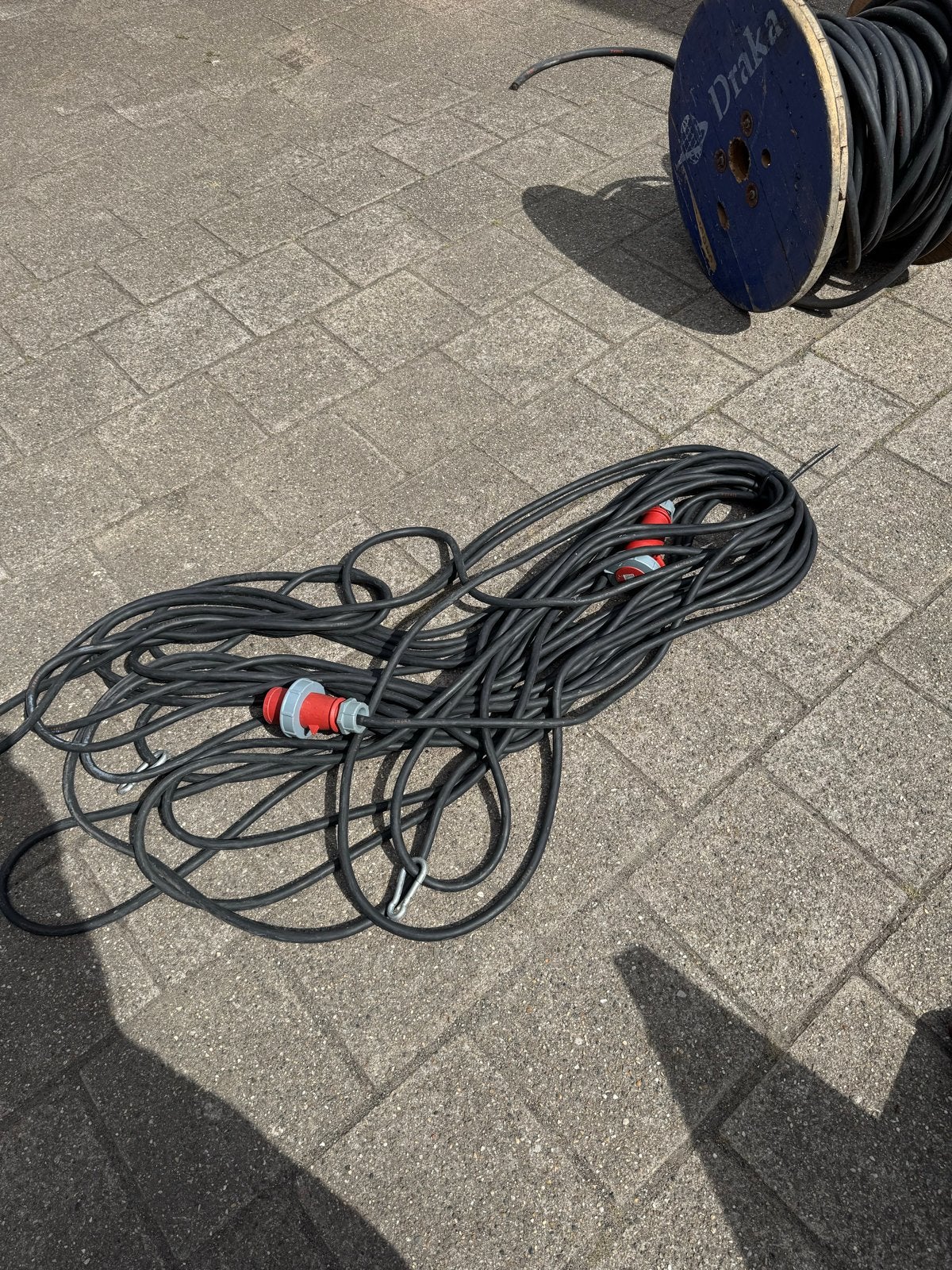 Titanex rubber 100meterkabel 5x 4 mm2met 32 ampere strekkers, Doe-het-zelf en Verbouw, Elektra en Kabels, Ophalen, Gebruikt, Draka