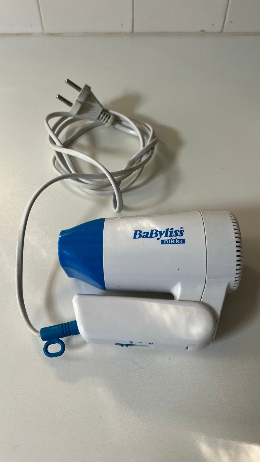 BaByliss Nikki Föhn - Compact en Handige reisfohn, Witgoed en Apparatuur, Ophalen of Verzenden, Zo goed als nieuw, Haarverzorging
