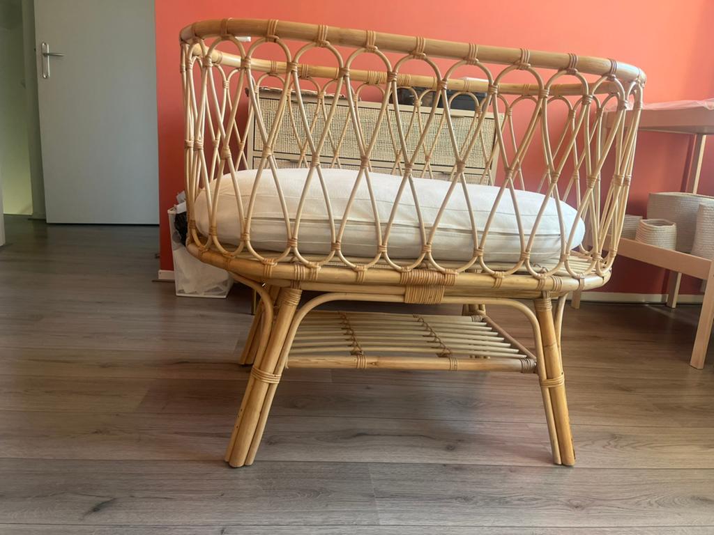 Rotan wieg / babymand met matras boho stijl zo goed als new, Kinderen en Baby's, Babywiegjes en Ledikanten, Ophalen of Verzenden