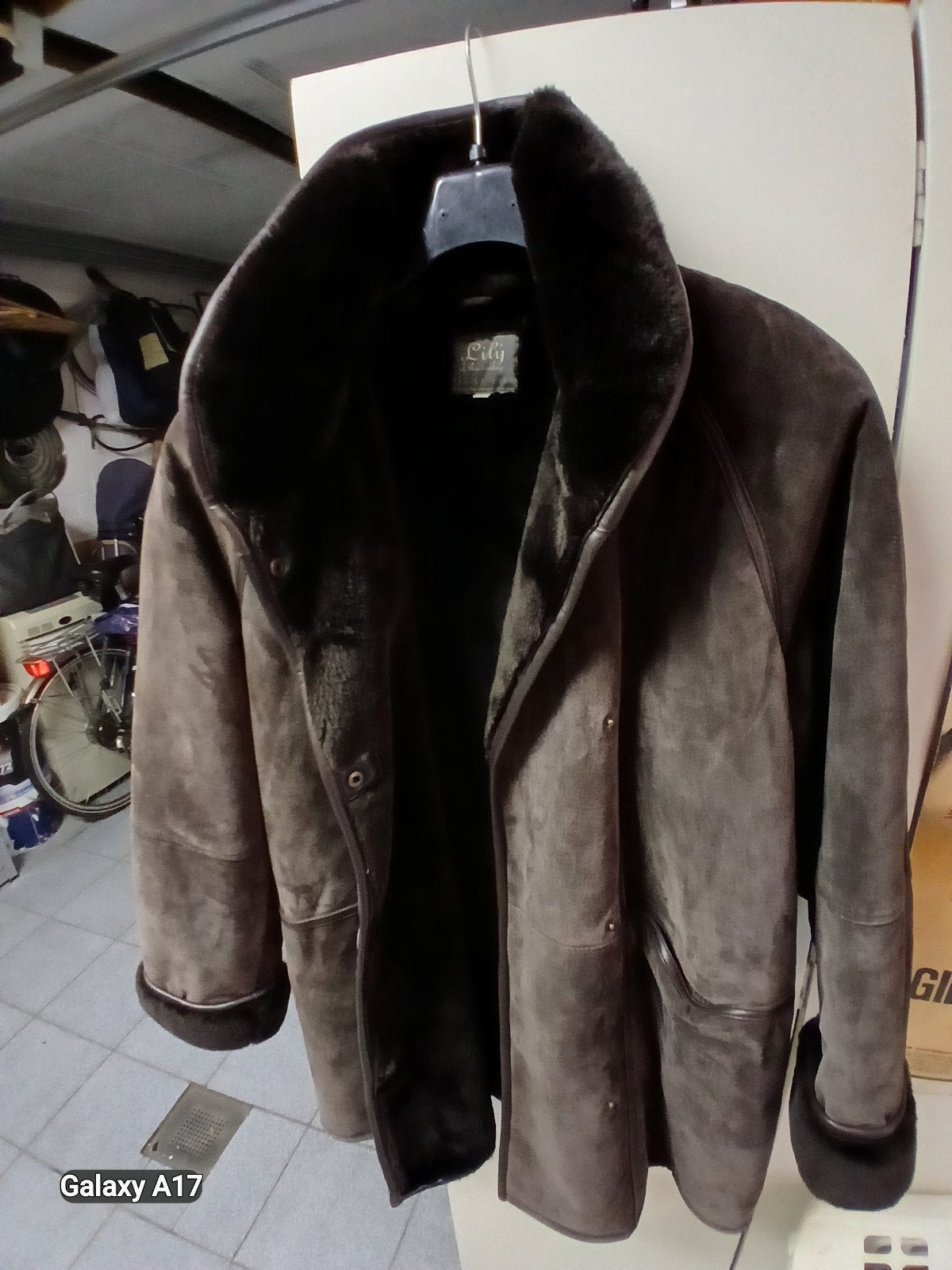 Zwaar gevoerde Suede/leren dameswinterjas., Ophalen of Verzenden, Zo goed als nieuw, Maat 42/44 (L), Bruin
