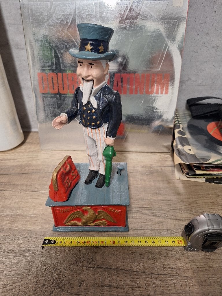 Oudere replica van Uncle Sam savingsbank in mooie staat, Verzamelen, Ophalen of Verzenden, Landmacht, Duitsland