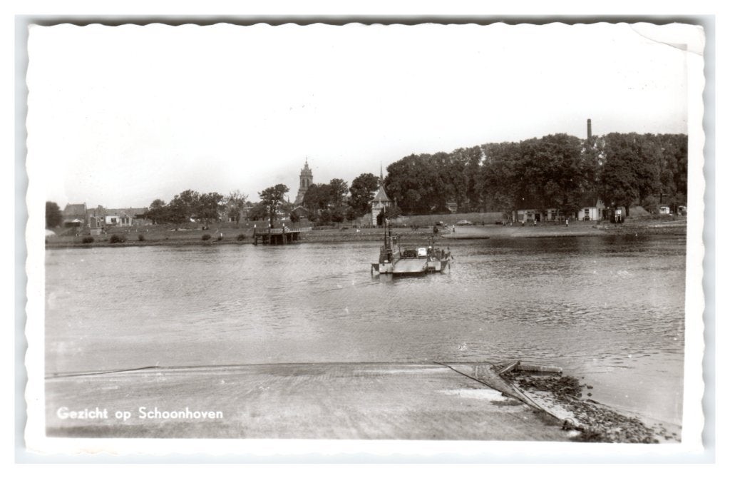 Schoonhoven, Gezicht op Schoonhoven - Veerpont, Ophalen of Verzenden, 1960 tot 1980, Gelopen, Zuid-Holland