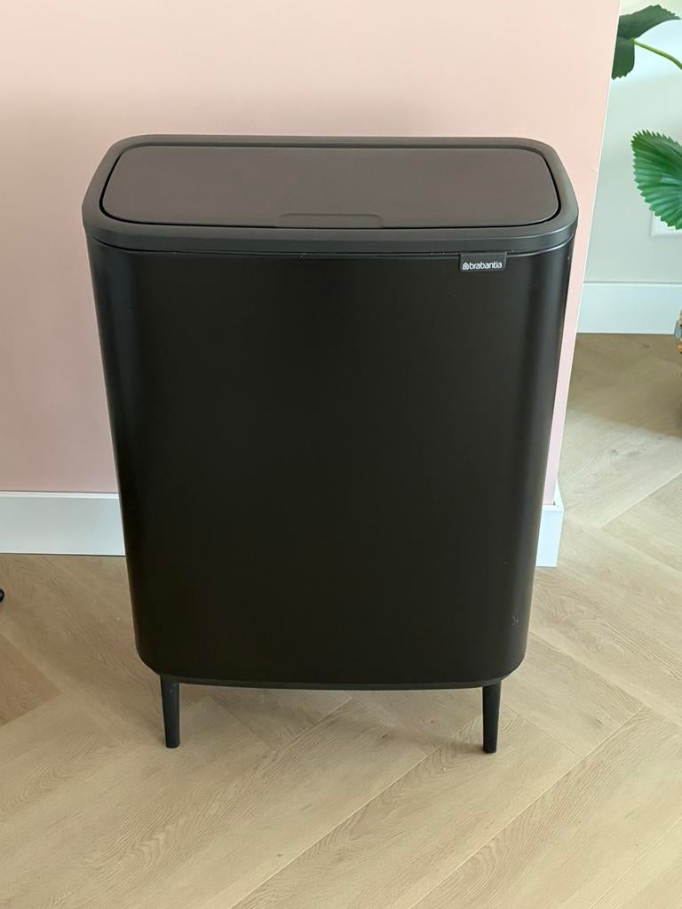 Brabantia prullenbak Bo touch bin hi, Ophalen, 50 tot 75 cm, 40 liter of meer, Zo goed als nieuw