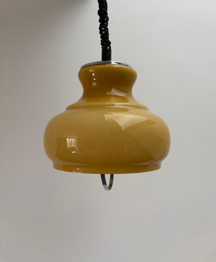 Opaline glazen Italiaanse jaren ‘60 hanglamp, Ophalen of Verzenden, Gebruikt, Glas, Minder dan 50 cm