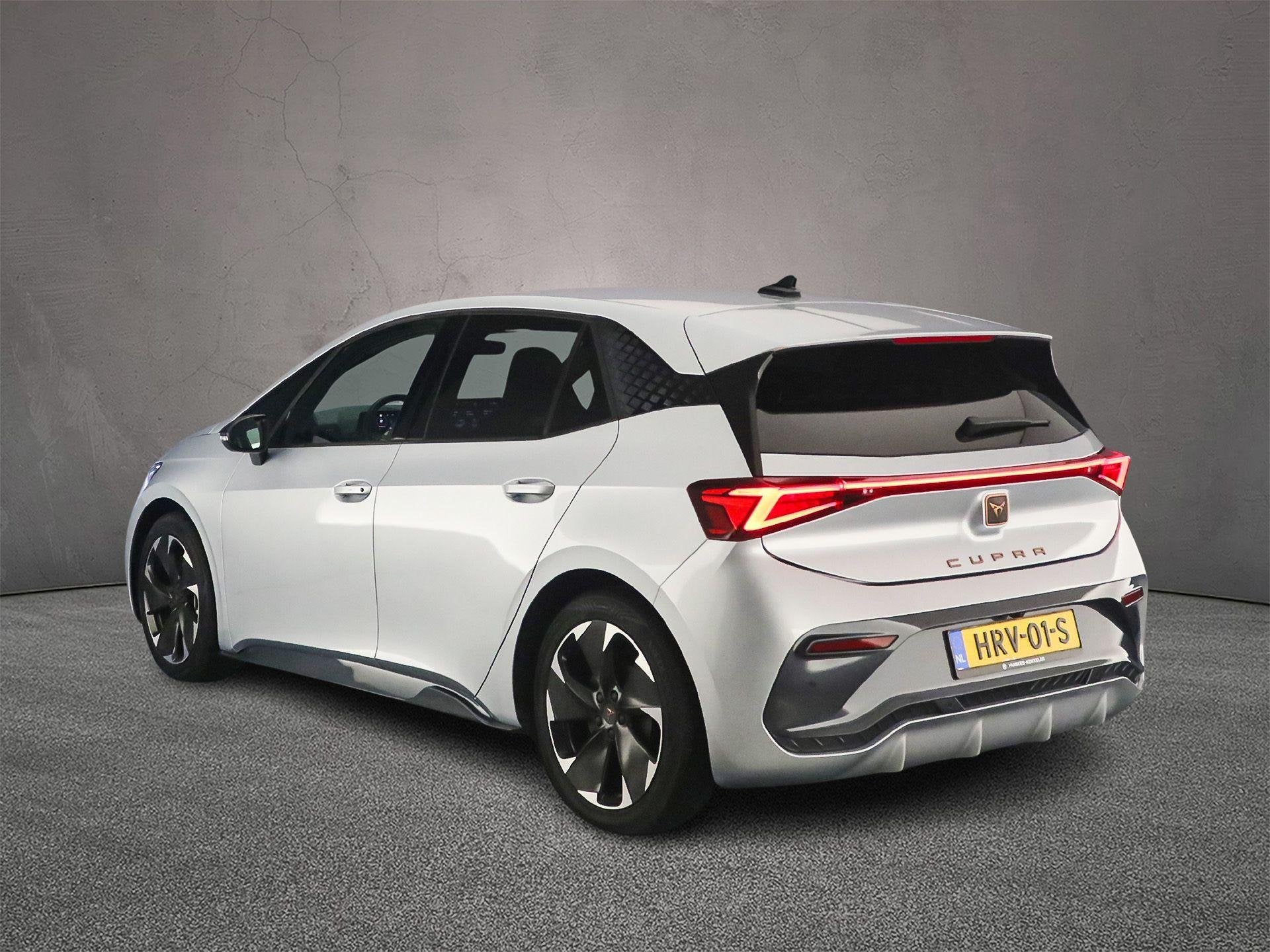 CUPRA Born Business 63 kWh 230pk Automaat, Adaptive cruise c, Auto's, Automaat, Automatische klimaatregeling, Gebruikt, Zwart