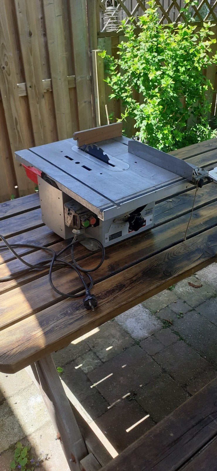 Metabo Cirkelzaag (1981) - 550W - Beugel beschermkap soepel, Doe-het-zelf en Verbouw, Gereedschap | Zaagmachines, Ophalen, Gebruikt