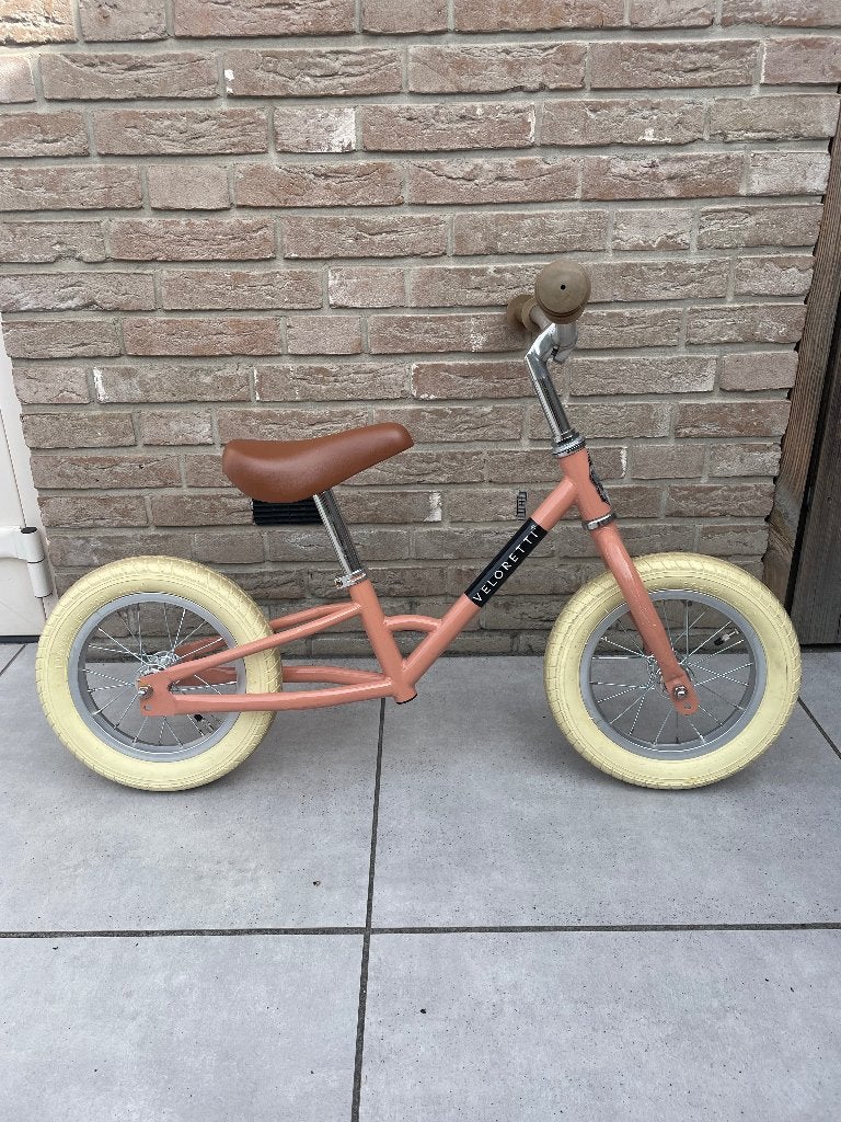 Veloretti loopfiets roze, Ophalen, Zo goed als nieuw, Loopfiets