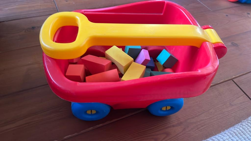 Speelwagen met blokken, Ophalen of Verzenden, Zo goed als nieuw
