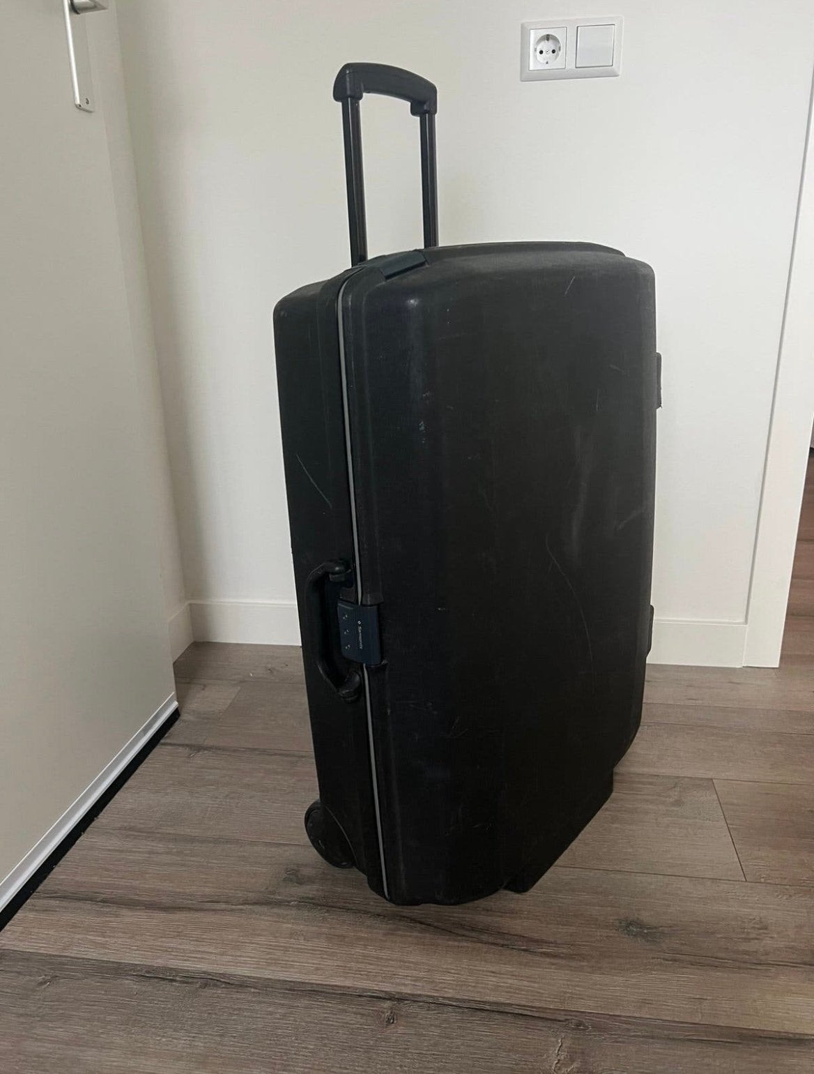 Zwarte rolkoffer Samsonite, Ophalen, Gebruikt, Hard kunststof, 70 cm of meer