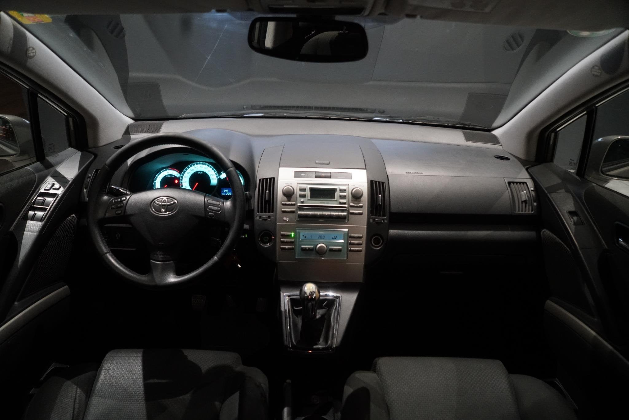 Toyota Verso 1.8 VVT-i Sol + CLIMATE CONTROL / TREKHAAK, Auto's, 1330 kg, Gebruikt, 4 cilinders, 129 pk