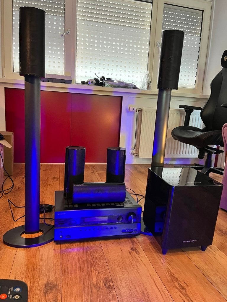 Elegant Harman Kardon 5.1 Systeem + Onkyo THX Receiver, 70 watt of meer, Zo goed als nieuw, 5.1-systeem, Overige spelers