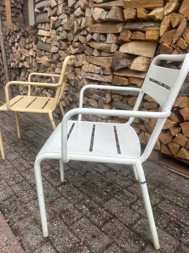 Emu Star aluminium tuinstoelen  wit, nu nog 2 te koop, Tuin en Terras, Ophalen, Gebruikt, Aluminium, Stapelbaar