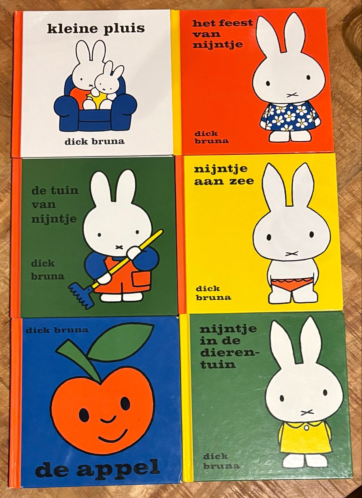 6 Nijntje boekjes van Dick Bruna, Fictie algemeen, Jongen of Meisje, Ophalen of Verzenden, Zo goed als nieuw