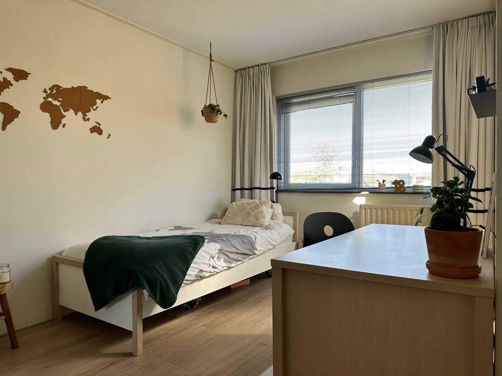 Complete kinder/tienerkamer Vroomshoop Linea, Kinderen en Baby's, Ophalen, Zo goed als nieuw, Jongetje of Meisje