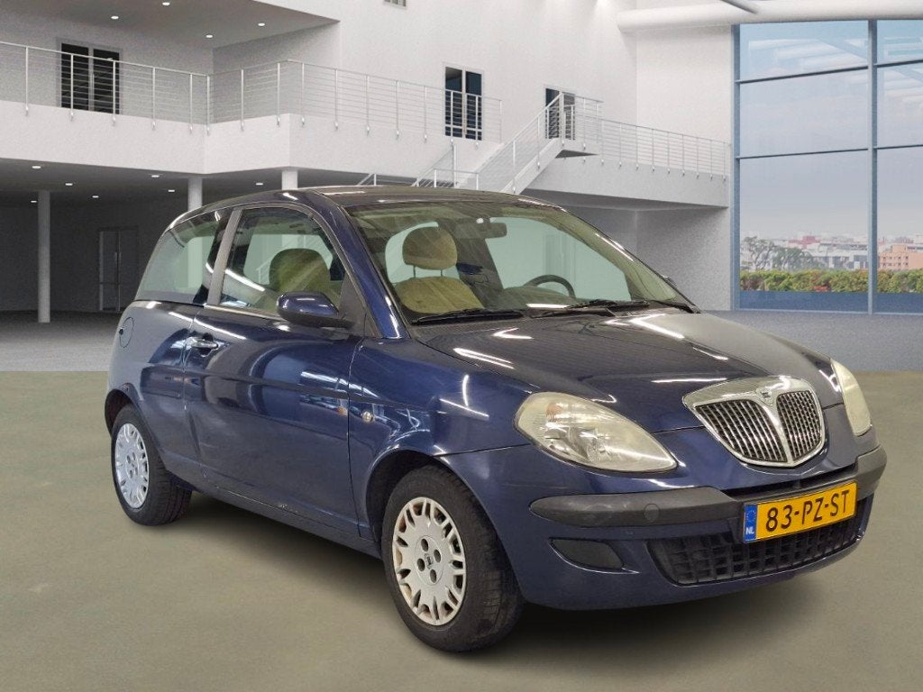 Lancia Ypsilon 1.4-16V Argento, Auto's, Lancia, Voorwielaandrijving, 15 km/l, Startonderbreker, Origineel Nederlands