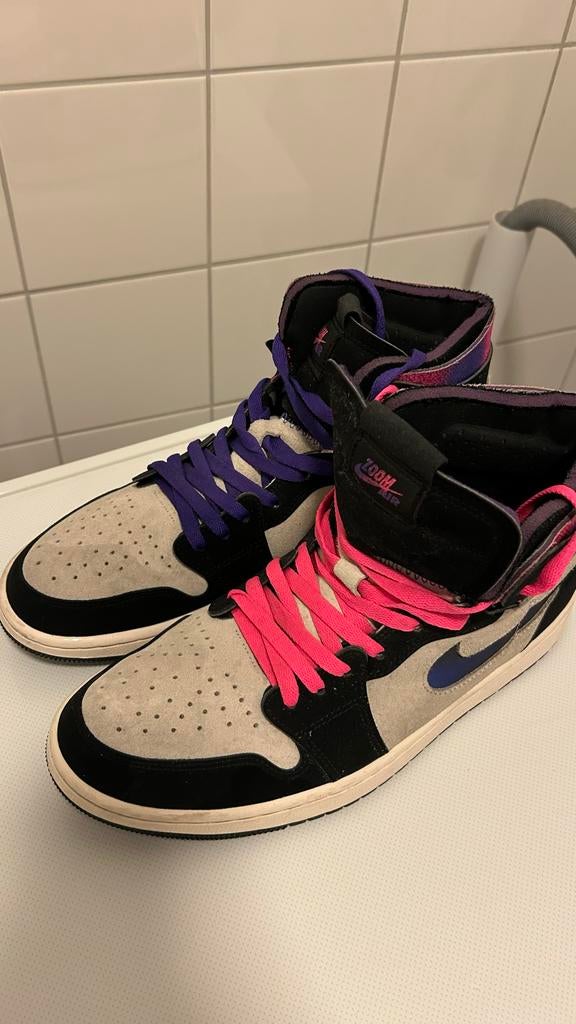 Nike Air Jordan PSG - Limited Edition, Kleding | Heren, Schoenen, Zo goed als nieuw, Sneakers of Gympen, Zwart, Ophalen of Verzenden