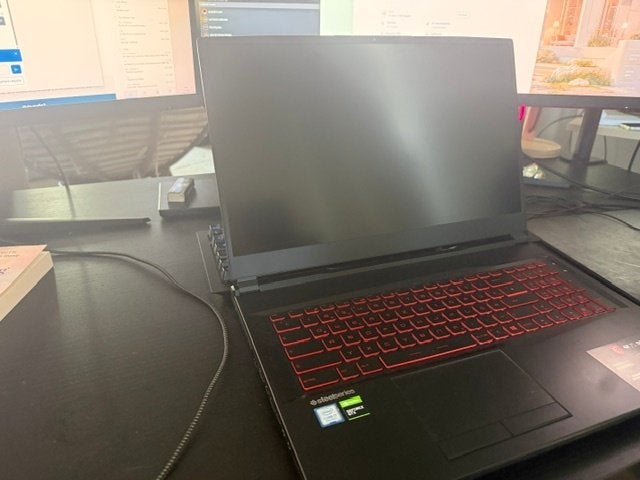 MSI Gaming Laptop GL75 9SC 17", Computers en Software, Gebruikt, MSI, 2 tot 3 Ghz, Qwerty