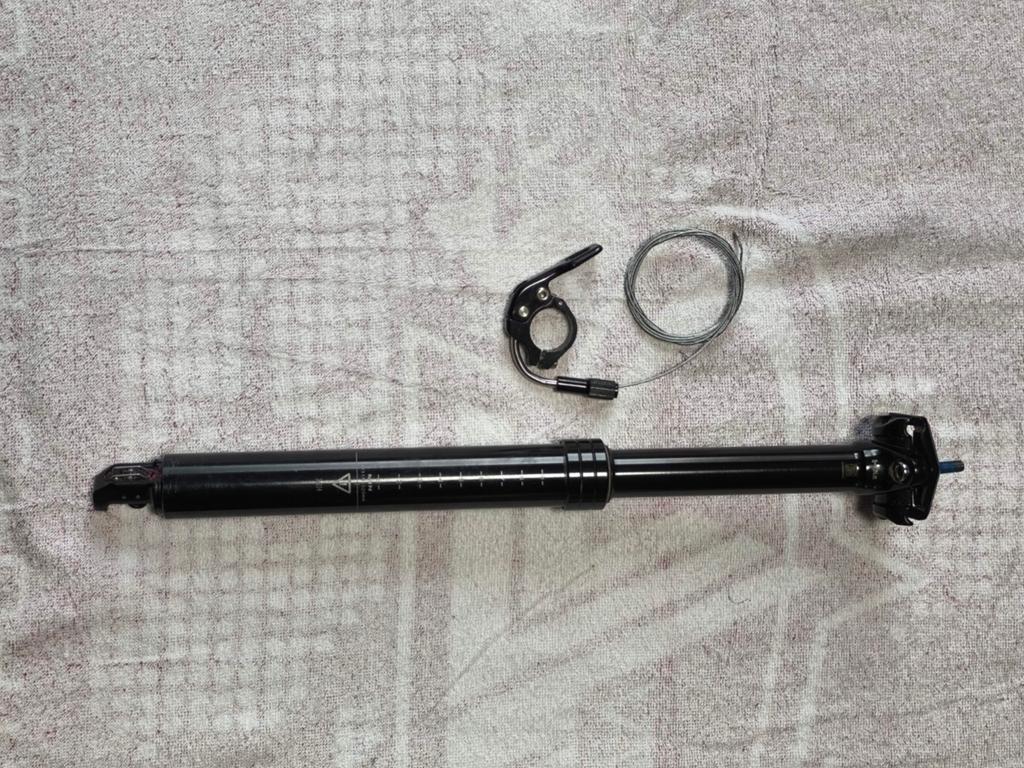 Dropper 120mm met remote!, Fietsen en Brommers, Fietsonderdelen, Ophalen of Verzenden, Zo goed als nieuw, Mountainbike, Zadel