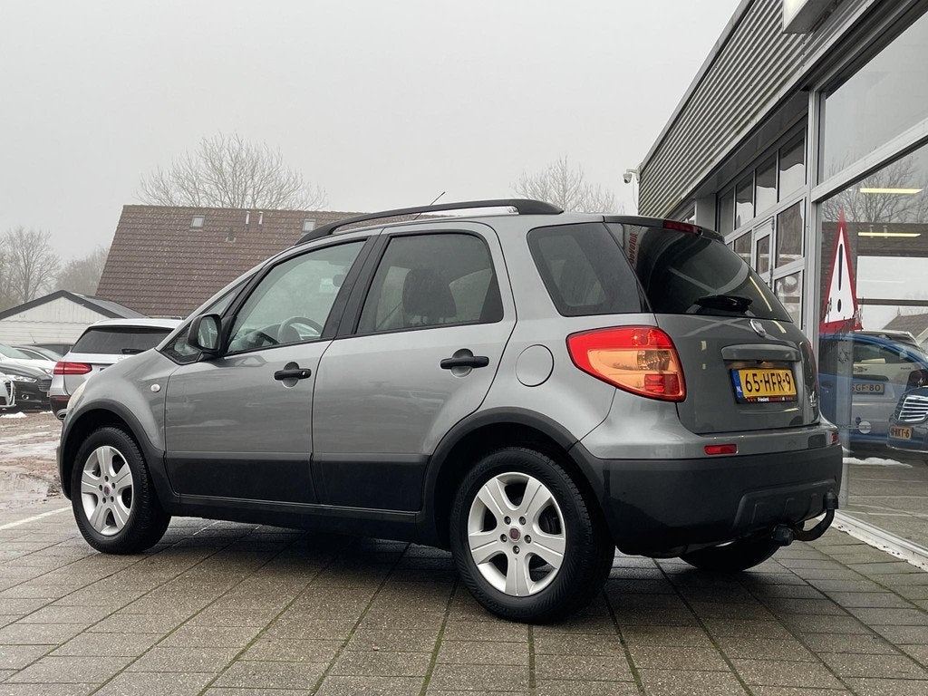 Fiat Sedici 1.6-16V Dynamic /Airco/Trekhaak/LMV/Hoge zit/APK, Voorwielaandrijving, Gebruikt, 4 cilinders, Met garantie (alle)