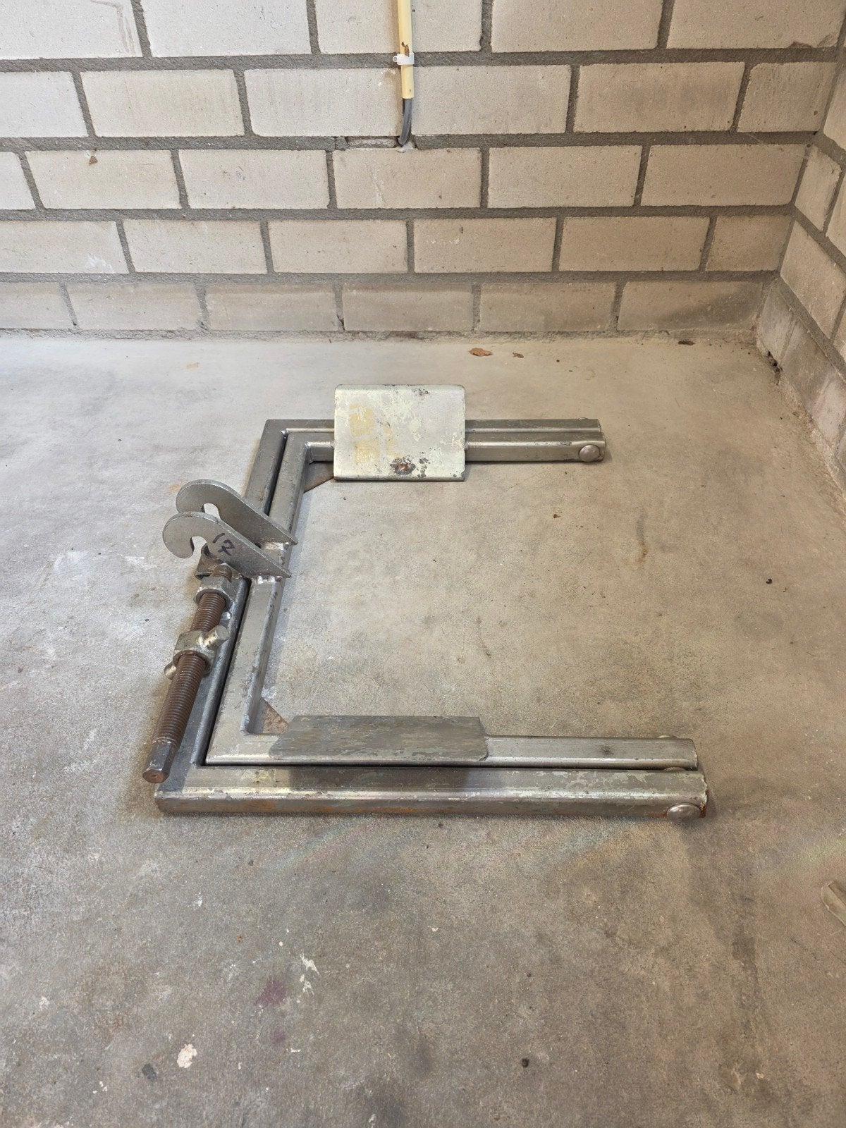Caravan Leveller, Ophalen, Gebruikt