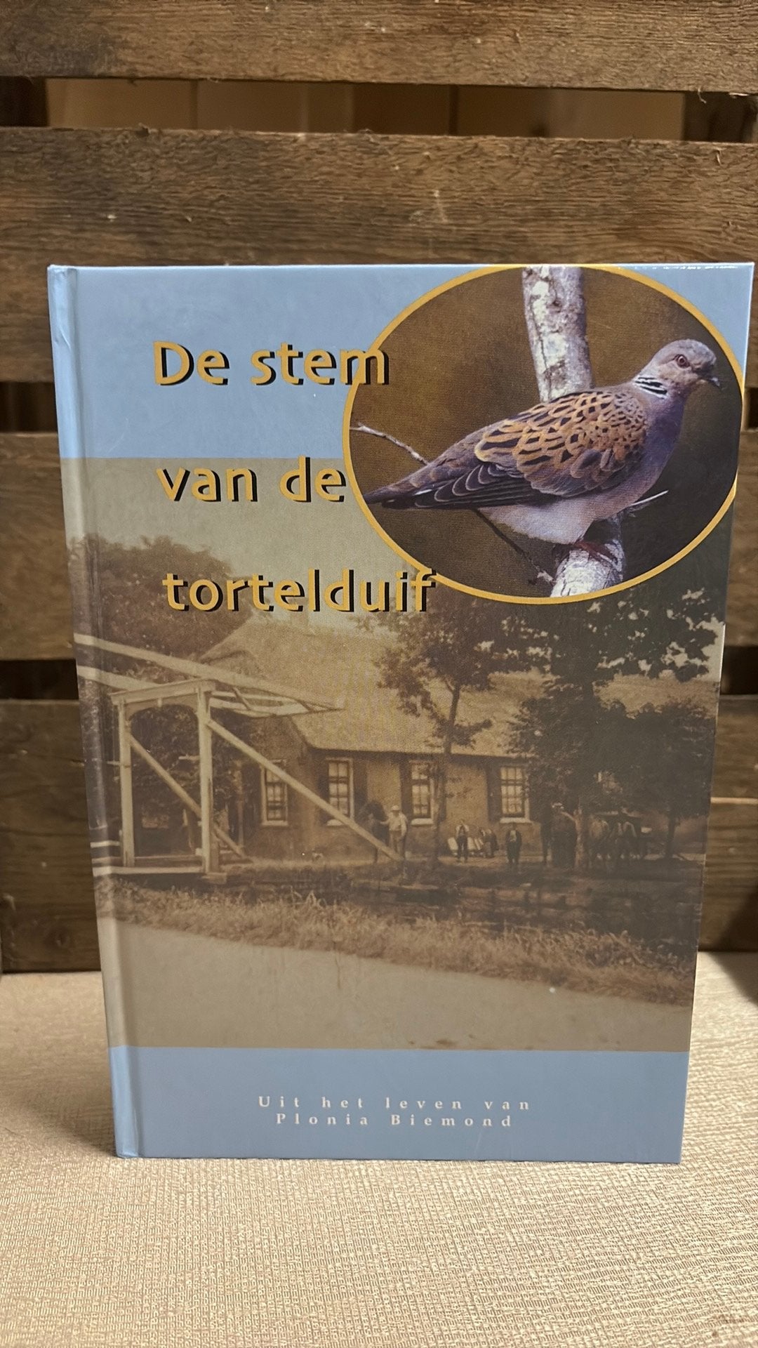Plonia Biemond. De stem van de tortelduif, Boeken, Ophalen of Verzenden, Gelezen