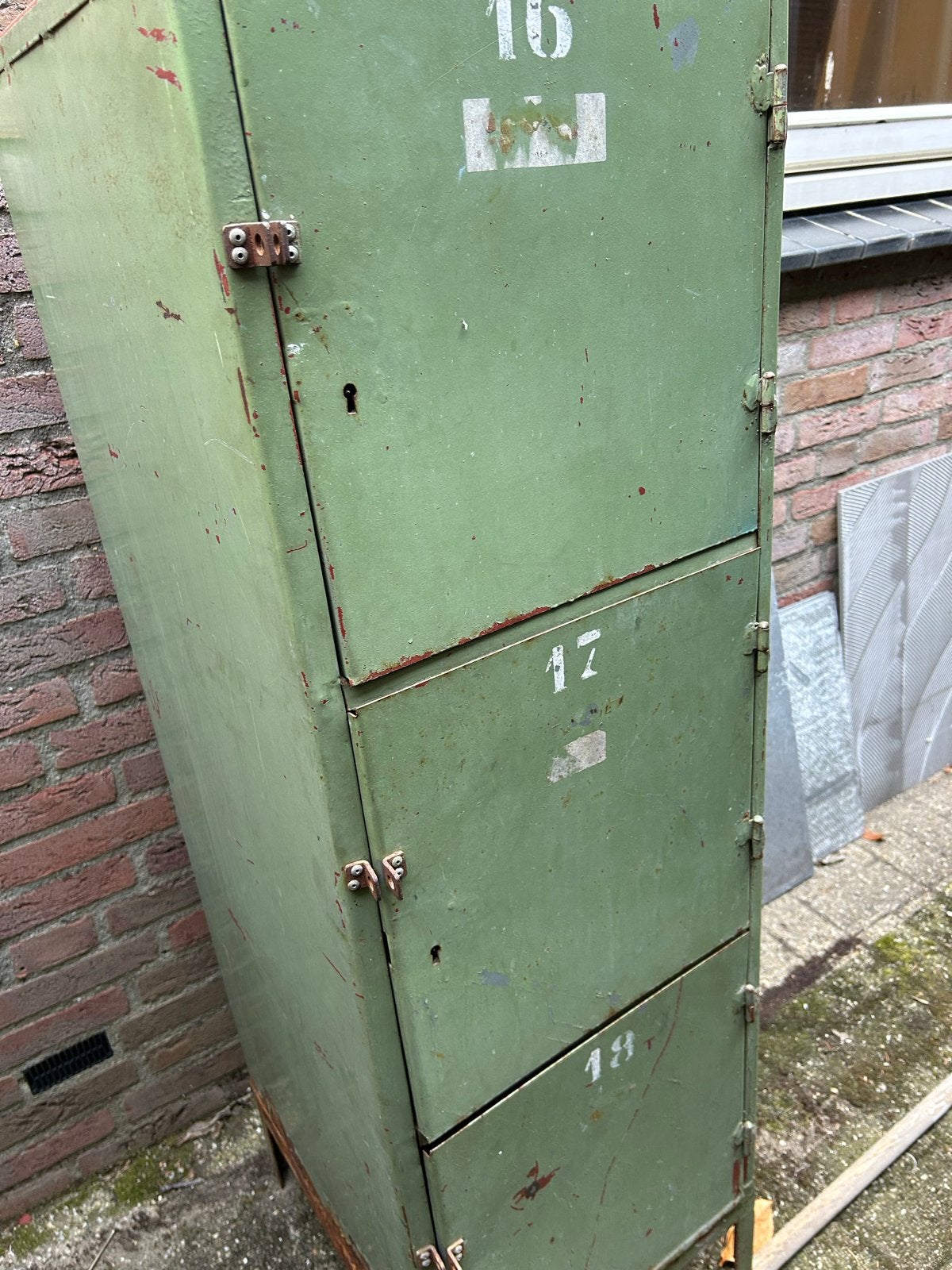 Oude groene locker 42x50x137 cm, Ophalen, Gebruikt