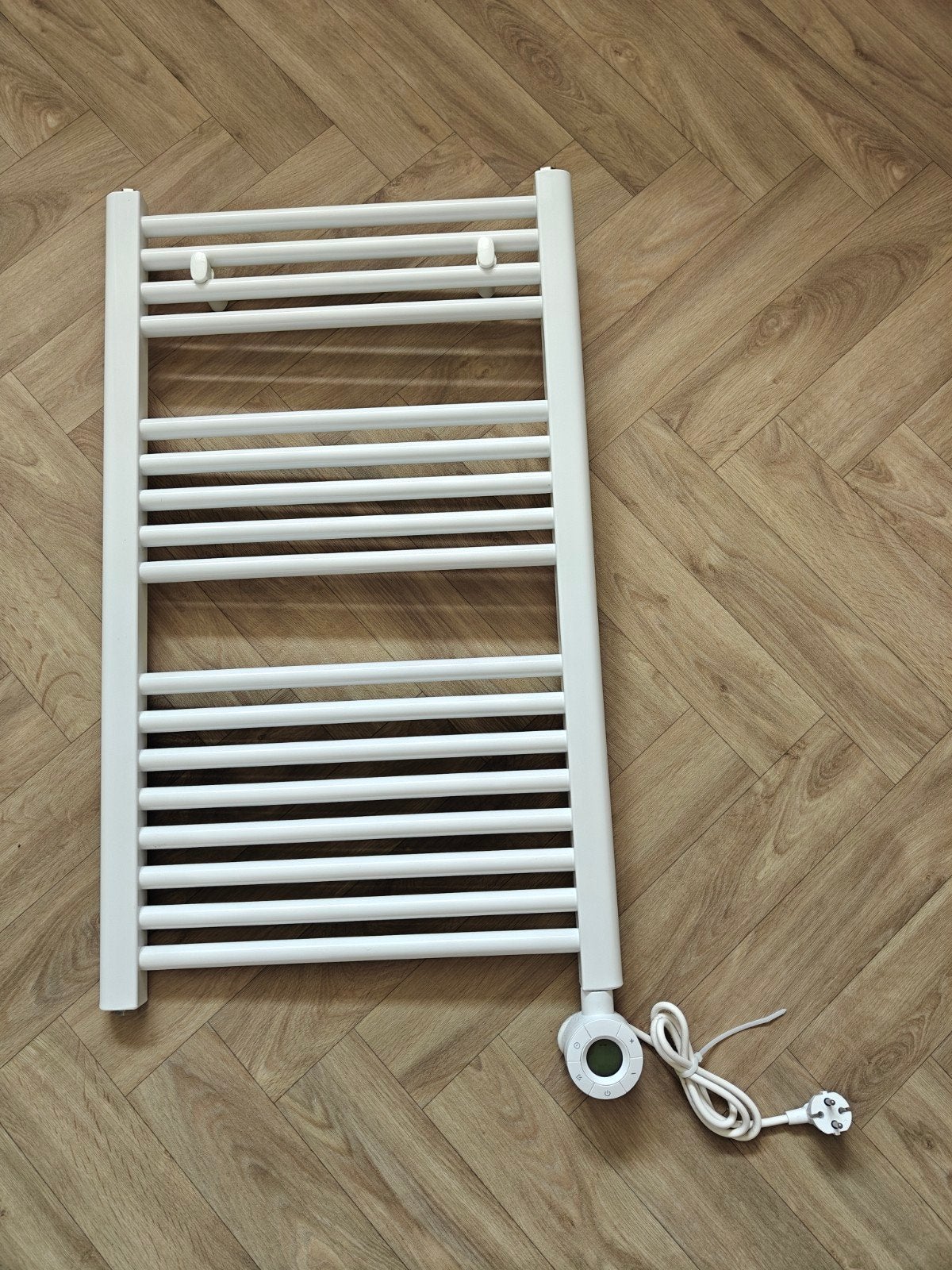 Elektrische design radiator (badkamer), Ophalen, 500 tot 800 watt, Radiator, Minder dan 60 cm