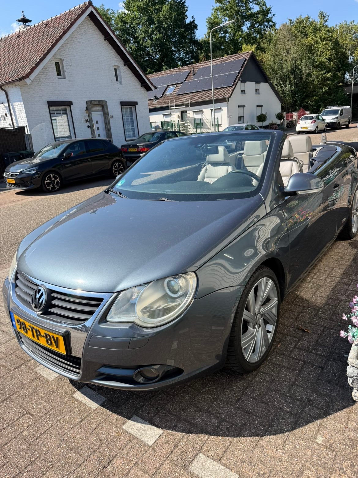 Volkswagen Eos 2.0 16V FSI 110KW 2007 Grijs, Auto's, Voorwielaandrijving, 4 cilinders, 4 stoelen, Origineel Nederlands