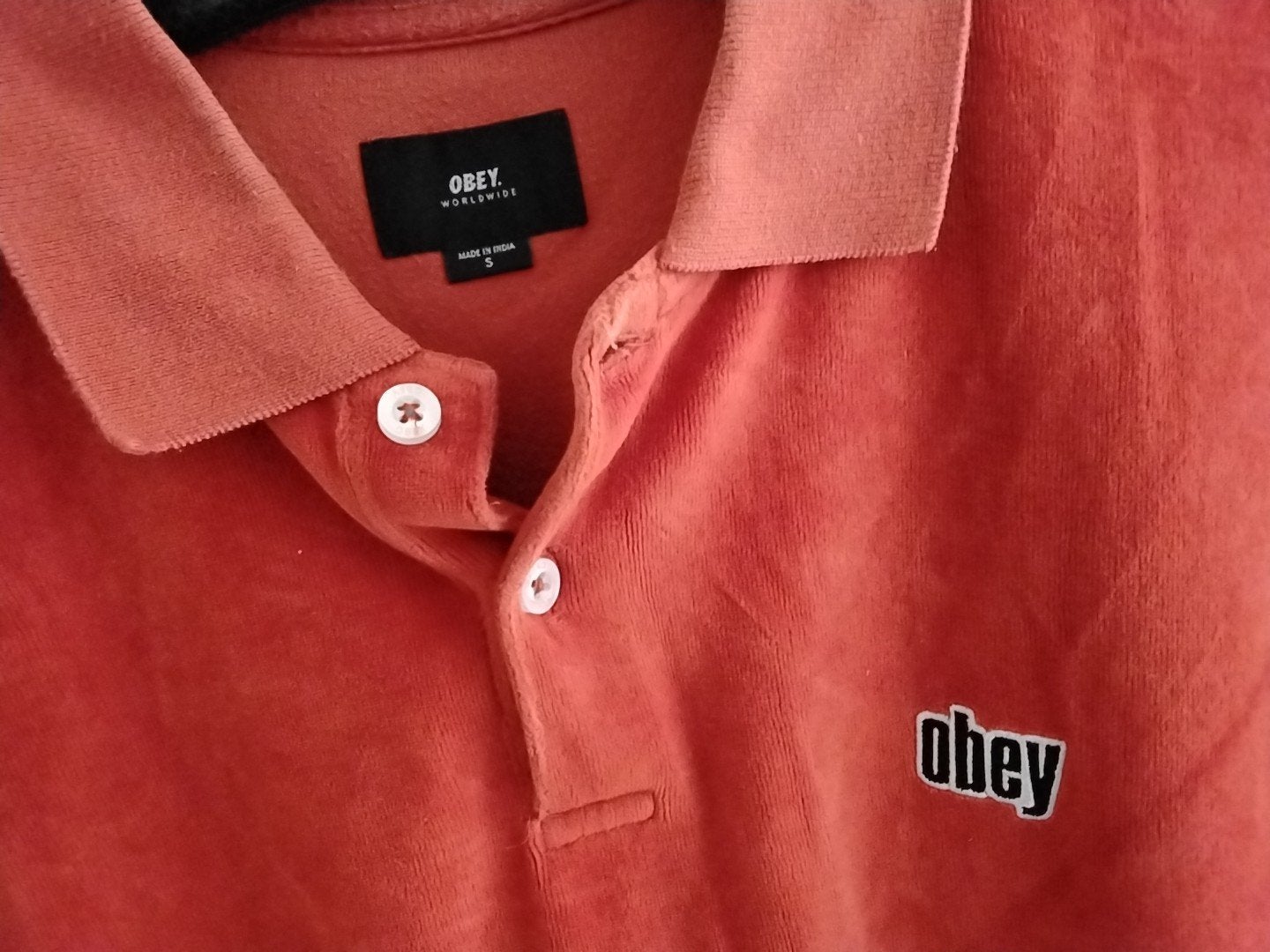Obey, sweater donkeroranje fluweel S, Verzenden, Gedragen, Oranje